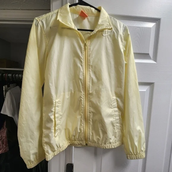 Vintage Nike Windbreaker Yellow - Picture 3 of 7